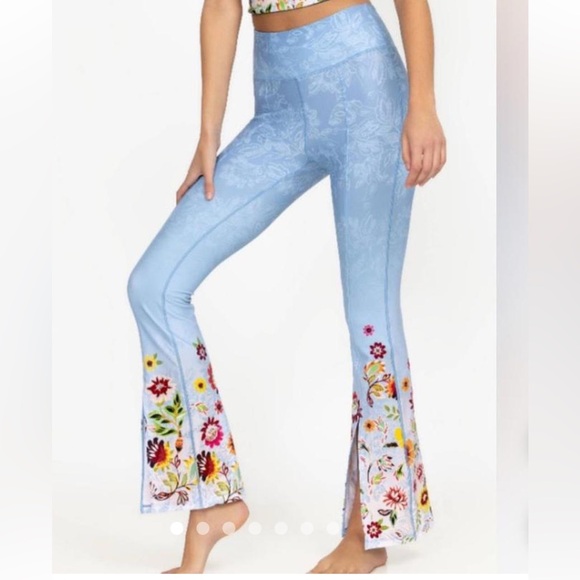 Johnny Was Pants - Johnny Was Bee Active High Waist Slit Legging Blue Floral Size Medium